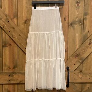 Chic White Layered Maxi Skirt